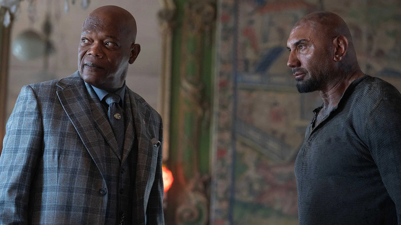 Jake and King looking to the same direction in Afterburn