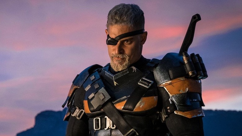 Deathstroke on Lex Luthor's boat in "Justice League" (2017)