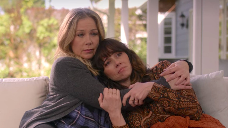 Christina Applegate cradling a sad Linda Cardellini