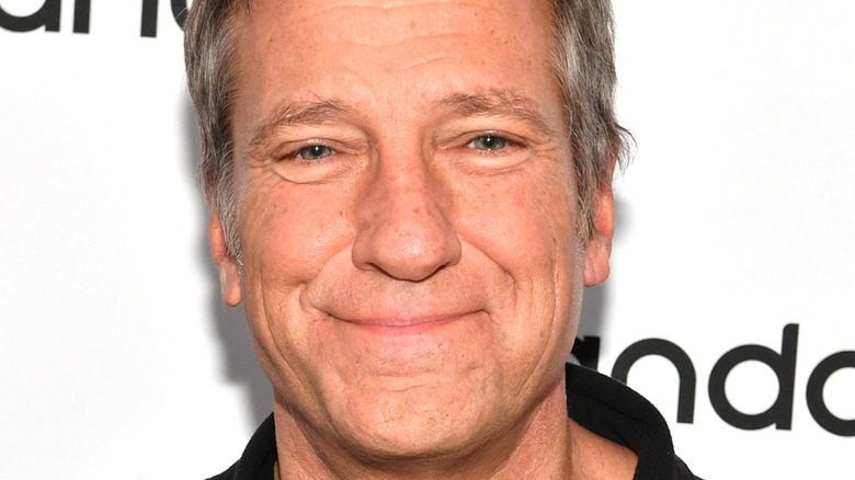Mike Rowe smiling
