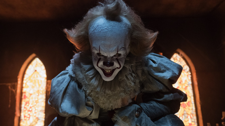 Pennywise grinning evilly in It (2017)