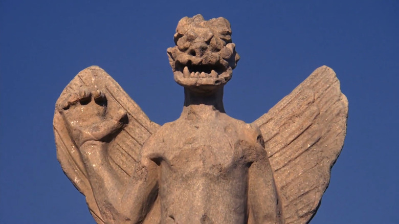 Pazuzu statue