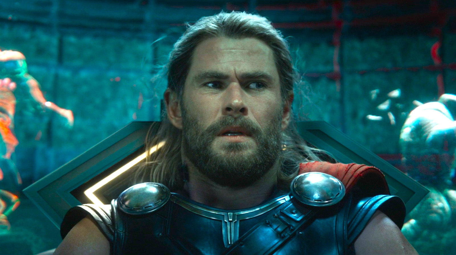 Did Thor: Ragnarok Cut An Awkward 'Tentacle Party' Love Scene For