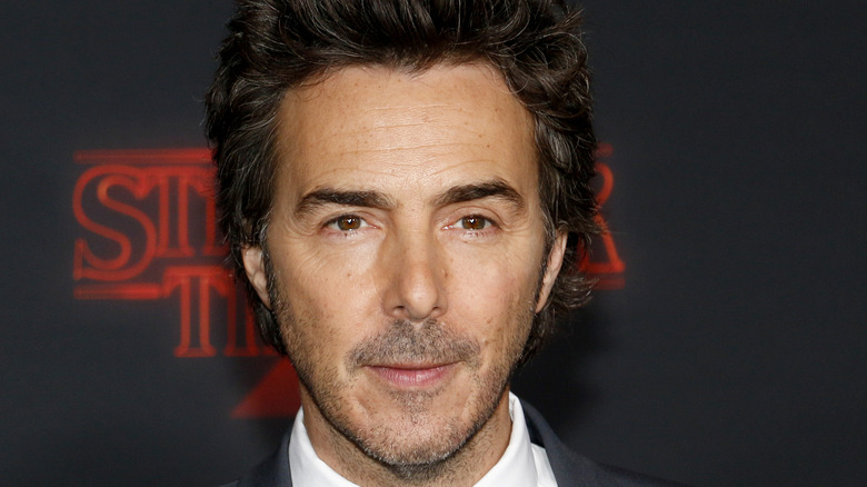Shawn Levy in suit on red carpet