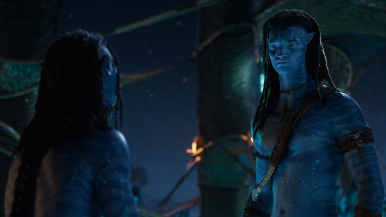 Jake looking at No'ak in Avatar: Fire and Ash