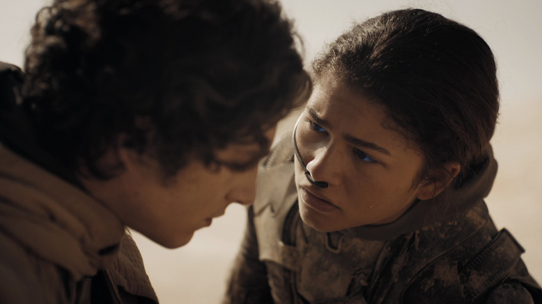 Chani talking to Paul