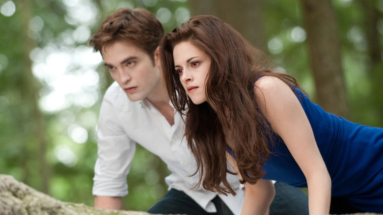 Edward and Bella hunting