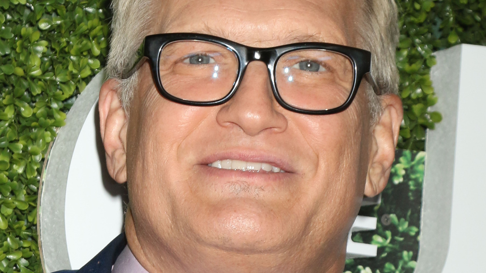 8. Drew Carey's Blonde Hair: A Look Back at His Most Iconic Hairstyles - wide 1
