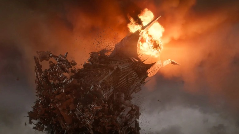 Sauron's tower collapsing after the One Ring is destroyed