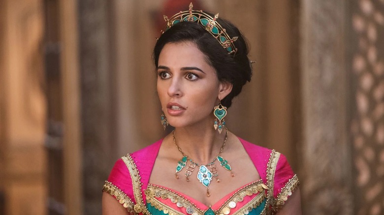 Princess Jasmine wearing a tiara in the live-action Aladdin