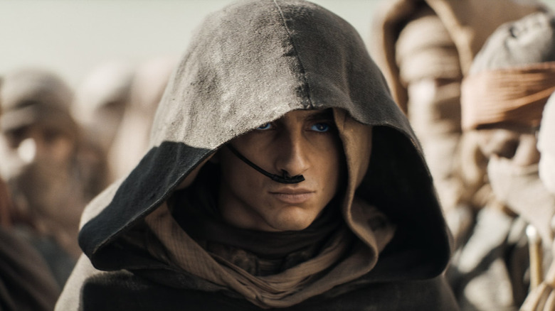 Paul Atreides wearing Fremen clothing in Dune: Part Two