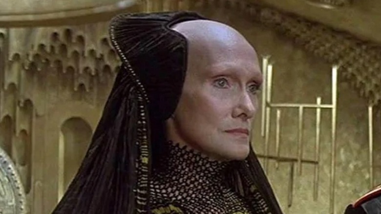A close up of the Reverend Mother Mohiam from the 1984 Dune