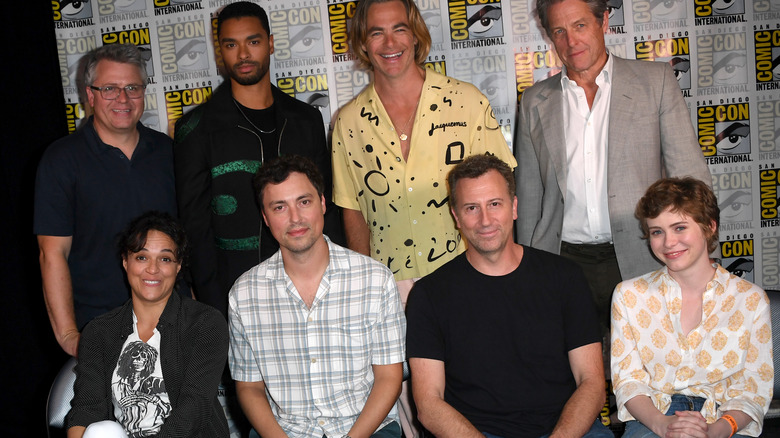 Cast of Dungeons and Dragons pose at Comic Con