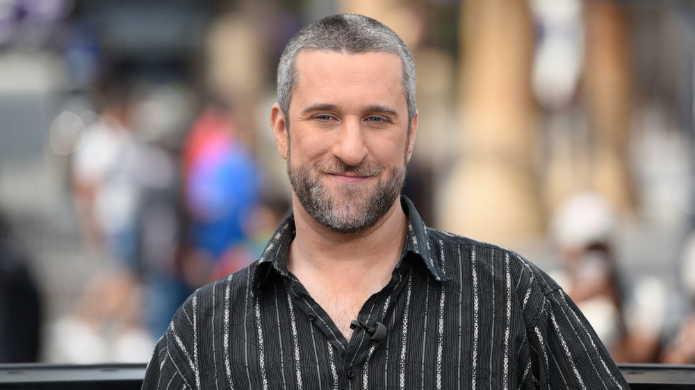 Dustin Diamond sits on Extra stage