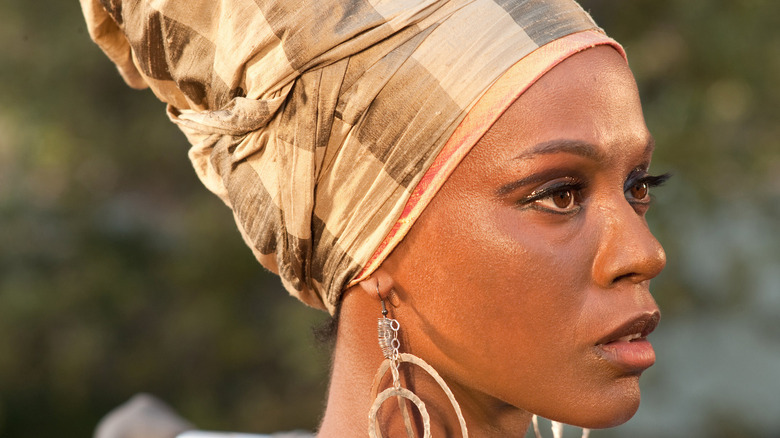 Zoe Saldana as Nina Simone