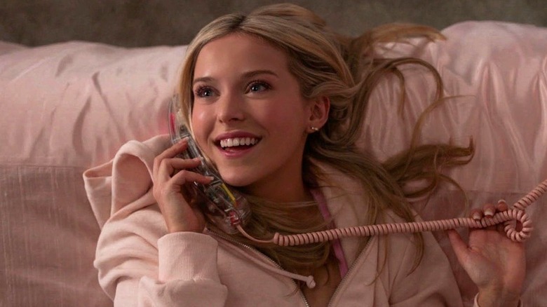 Elle Pokes Fun At A Rejected Legally Blonde Cameo With A Clever Name Drop