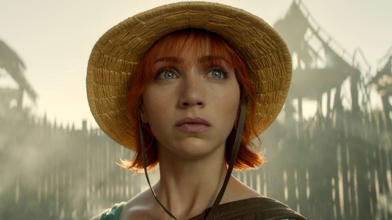 Nami wearing straw hat