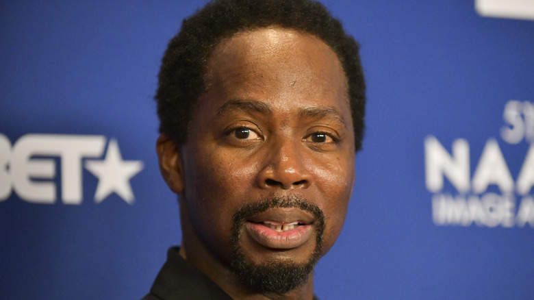 Harold Perrineau posing at event