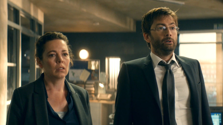 Ellie Miller and Alec Hardy looking surprised in Broadchurch