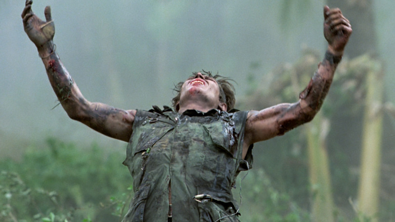 Sgt. Elias reaches to the heavens in 'Platoon' (1986)