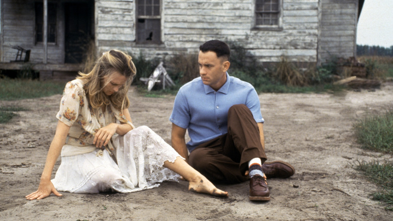 Forrest talks to Jenny in 'Forrest Gump' (1994)