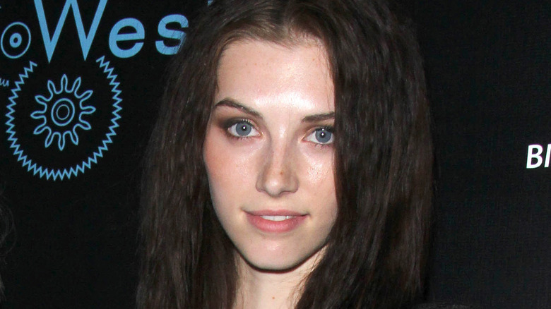   Jourdan Miller hymyilee