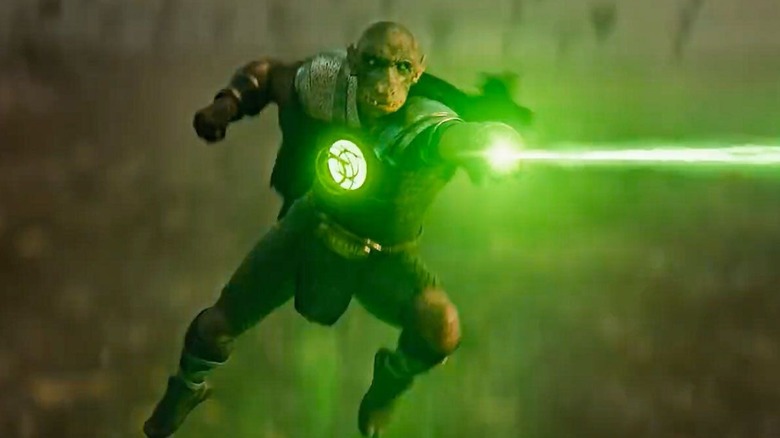 A non-human Green Lantern uses powers in "Zack Snyder's Justice League" (2021)