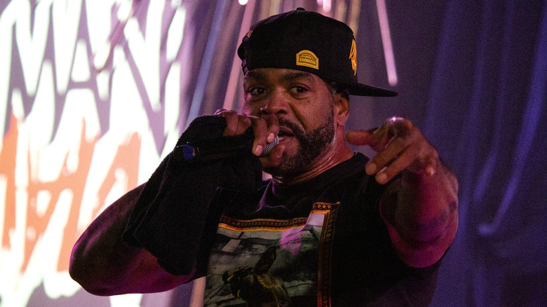 Method Man rapping