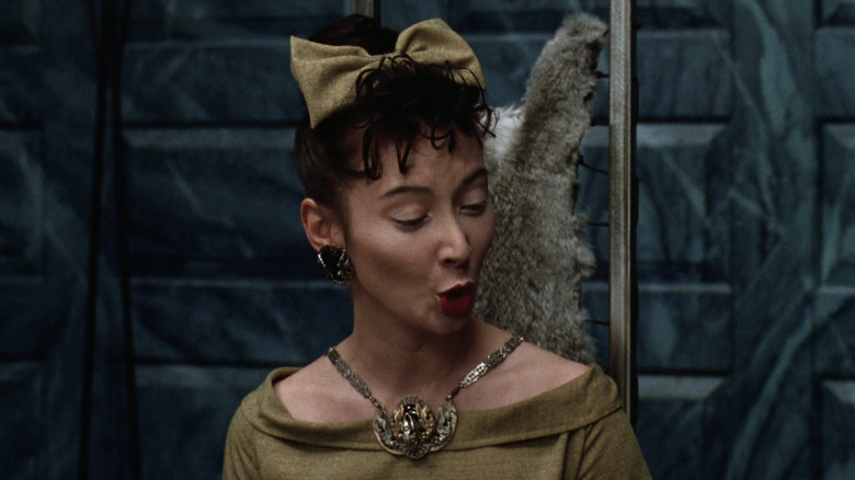 Beryl arguing with Otho