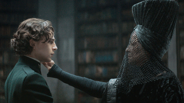 Paul faces the Reverend Mother in Dune: Part One