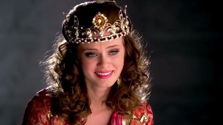 Marnie smiling and wearing a crown in Return to Halloweentown (2006)