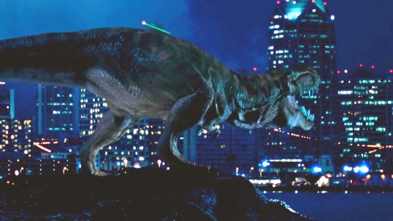 The T-rex roaring at San Diego in "The Lost World: Jurassic Park" (1997)
