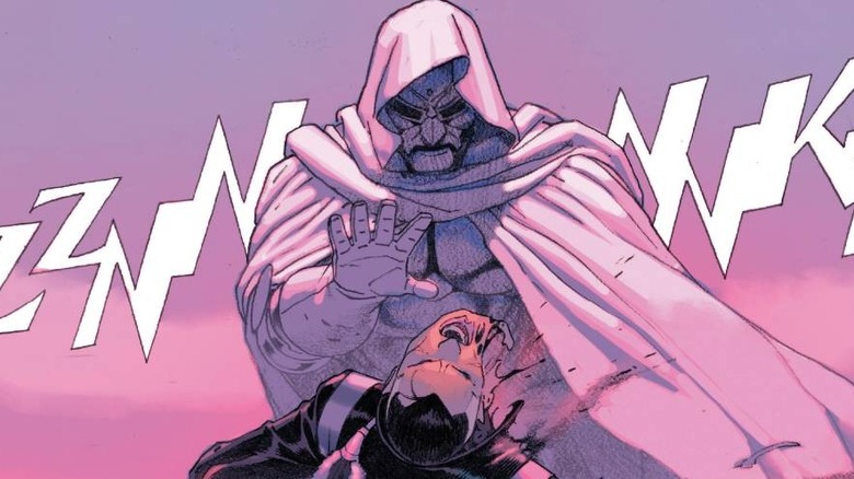 Doctor Doom killing Stephen Strange in "Secret Wars" (2015)