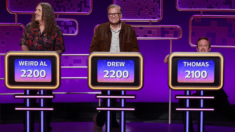 Weird Al, Drew Carrey and Thomas Lennon mug in "After Midnight"