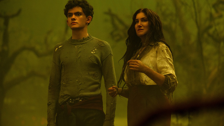 Agatha with Billy Maximoff in a swamp on Agatha All Along