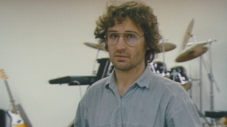 Cult leader David Koresh staring