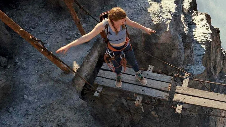 Jax walking across a bridge in Fall 2: Deadpoint