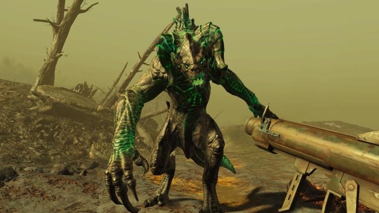 Deathclaw attacks