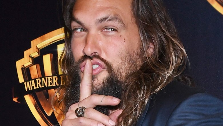 Fan Photo With Jason Momoa Goes Viral For Hysterical Reason