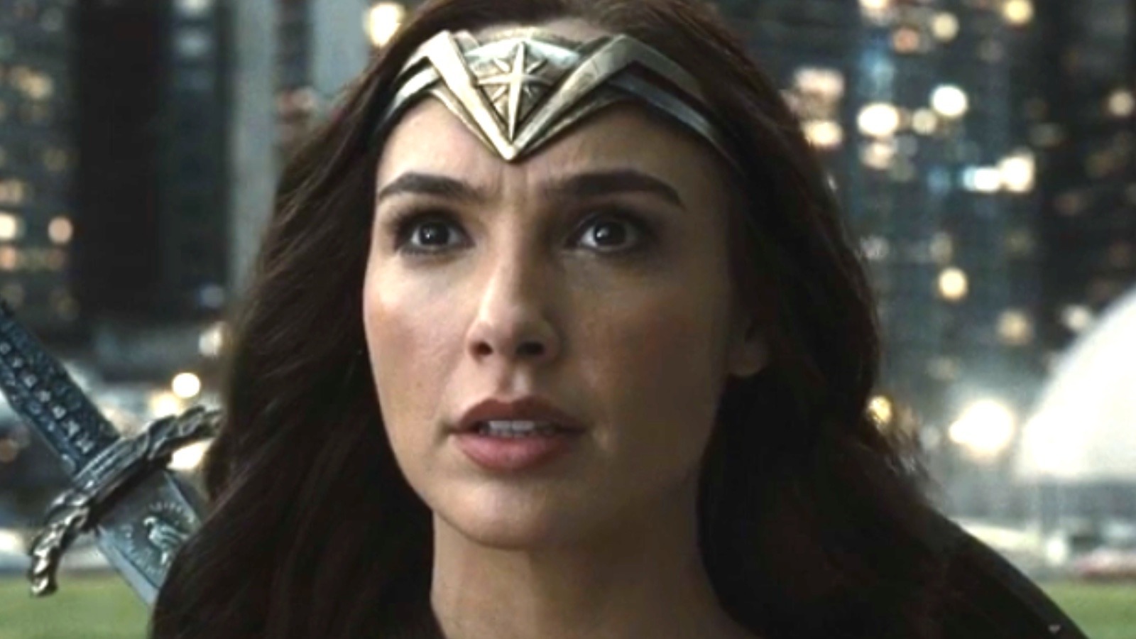 Fans Are Absolutely Loving Wonder Woman In Zack Snyder S Justice League