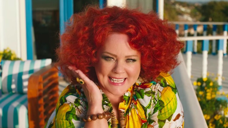 5. Melissa McCarthy's Blue Hair Inspires Fans to Try the Trend - wide 8