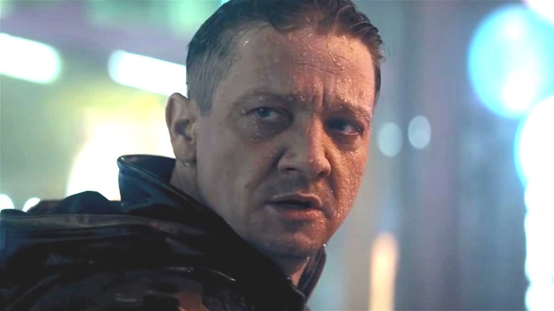 Hawkeye in Ronin costume