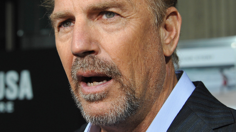 Kevin Costner being interviewed