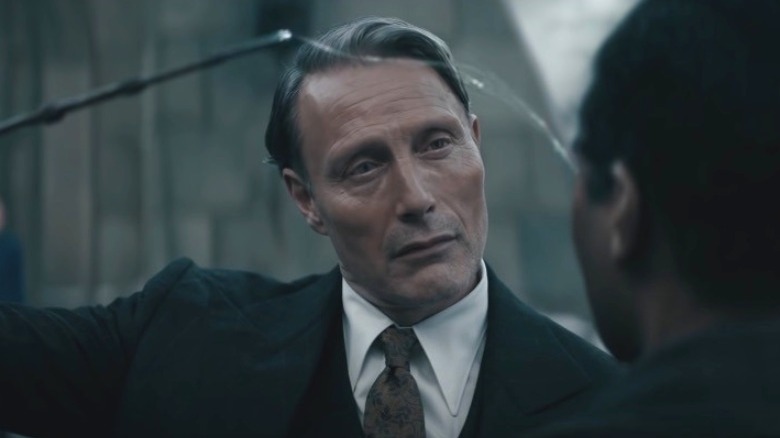 Gellert Grindelwald pulling memories from Yusuf Kama