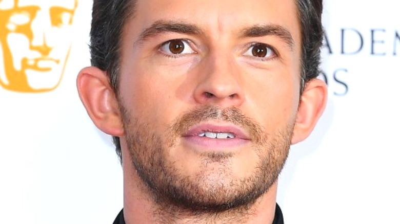 Jonathan Bailey smiling 