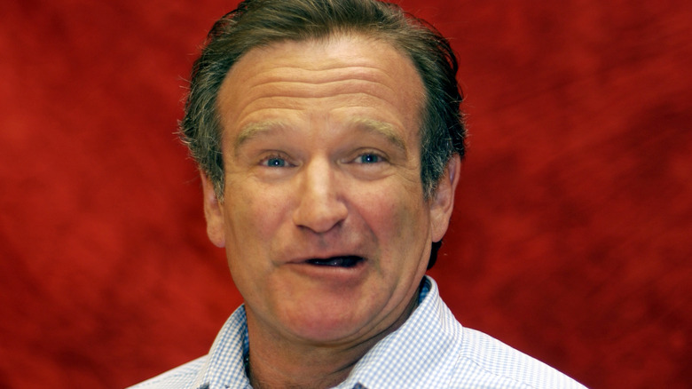 Robin Williams making a silly face