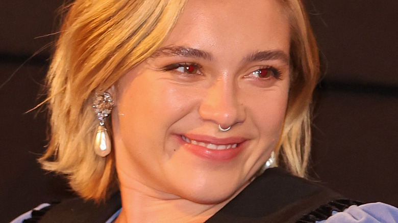 Florence Pugh wearing a nose ring