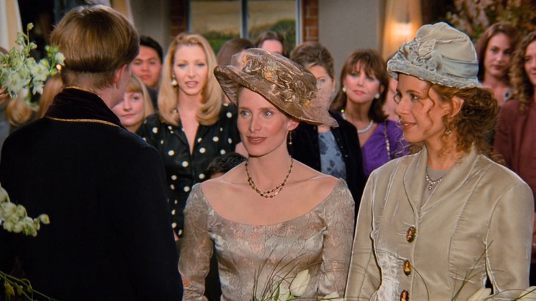 Carol Willick and Susan Bunch getting married in "Friends"