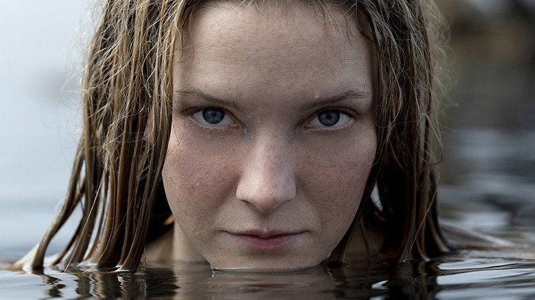 Galadriel in water