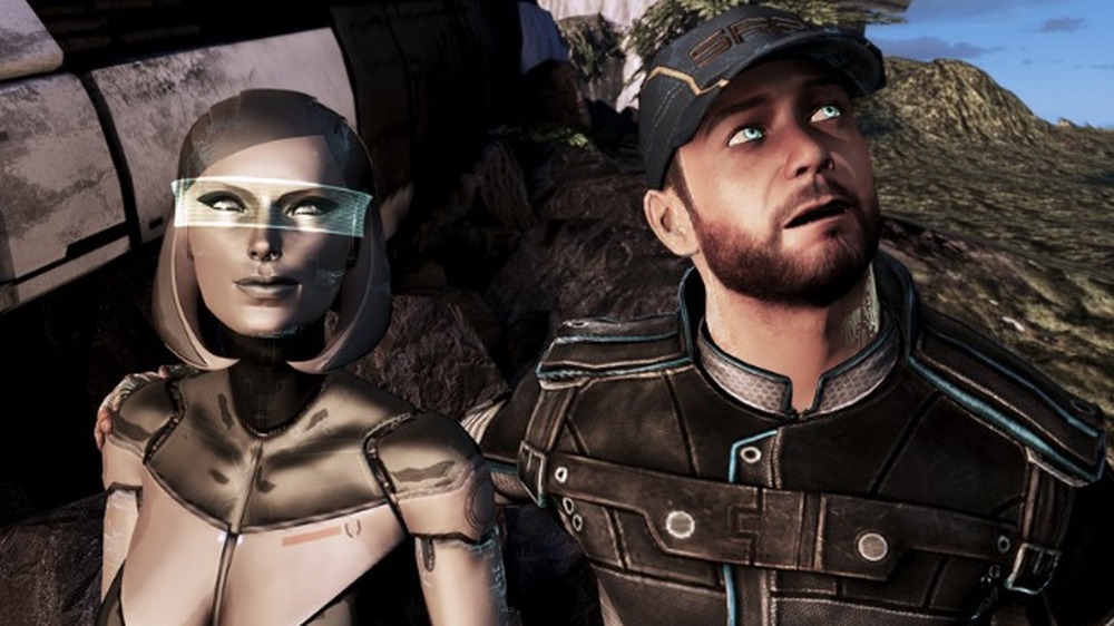 Edi and Joker look up